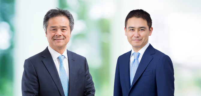 ケネディクス株式会社 代表取締役会長 宮島 大祐  代表取締役社長 寺本 光
